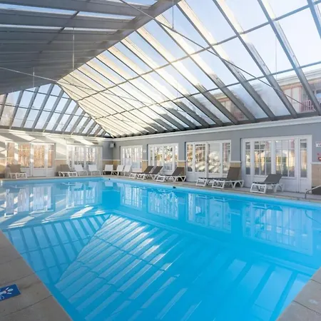 Appt Pour 4 Pers Avec Piscine Couverte Tennis Et Parking Gratuit 227