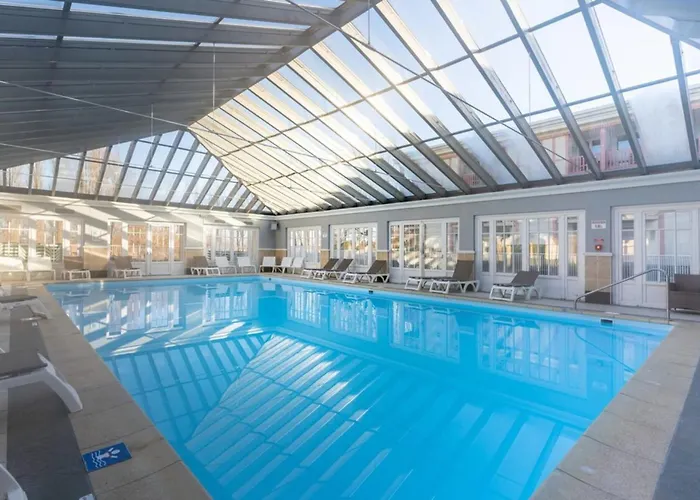 Pour 4 Pers Avec Piscine Tennis Et Parking Gratuit 227